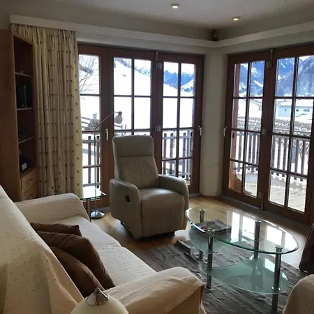 Johanna 4 탁센바흐